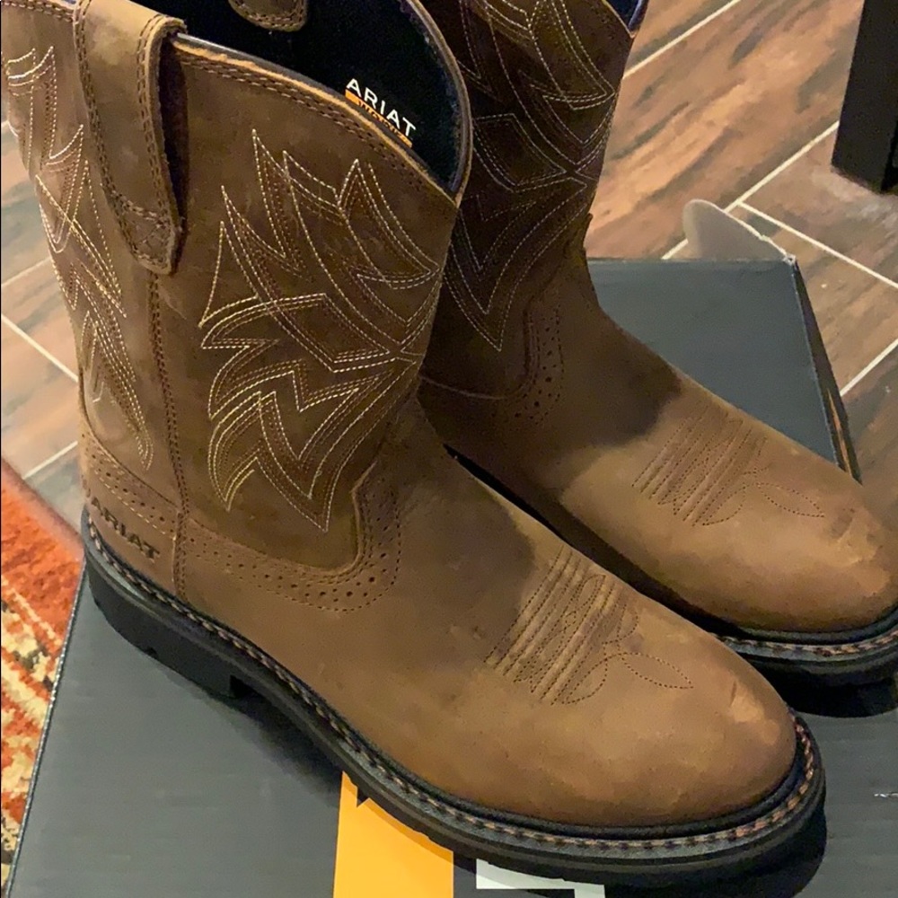 Ariat men boots